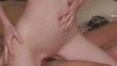 Szőke hajú erotikus film online MILF szemüveg szar a tanuló a fürdőszobában